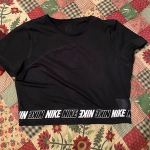 Nike Crop Top